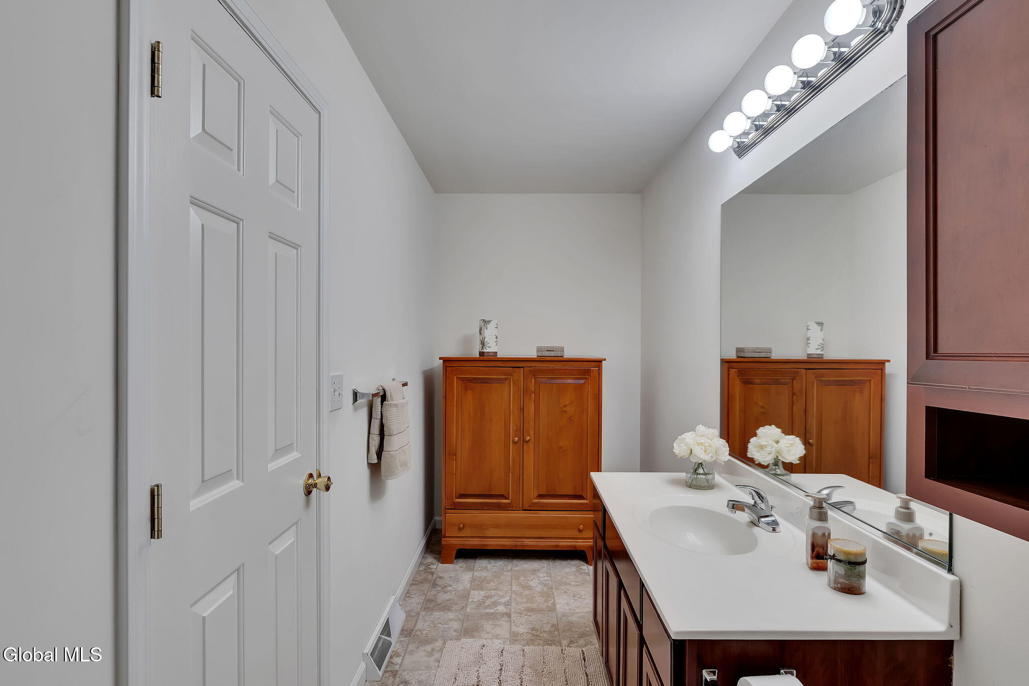 18A Pointe West Drive Clifton Park NY 12065