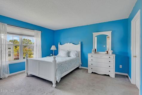 18A Pointe West Drive Clifton Park NY 12065