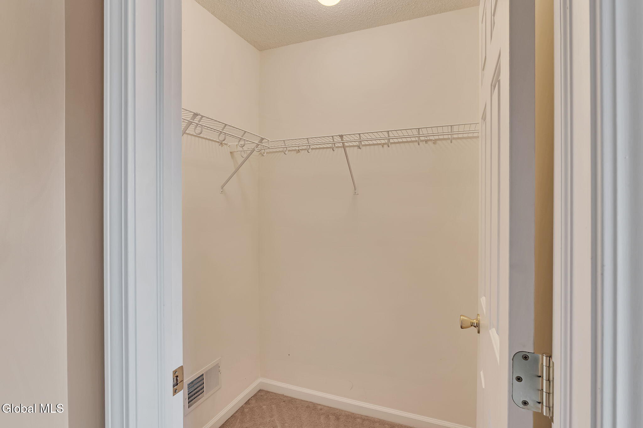 18A Pointe West Drive Clifton Park NY 12065