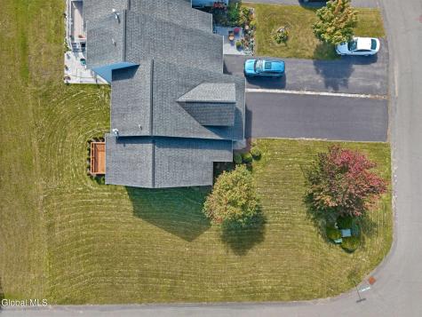 18A Pointe West Drive Clifton Park NY 12065