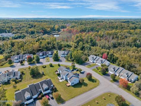 18A Pointe West Drive Clifton Park NY 12065