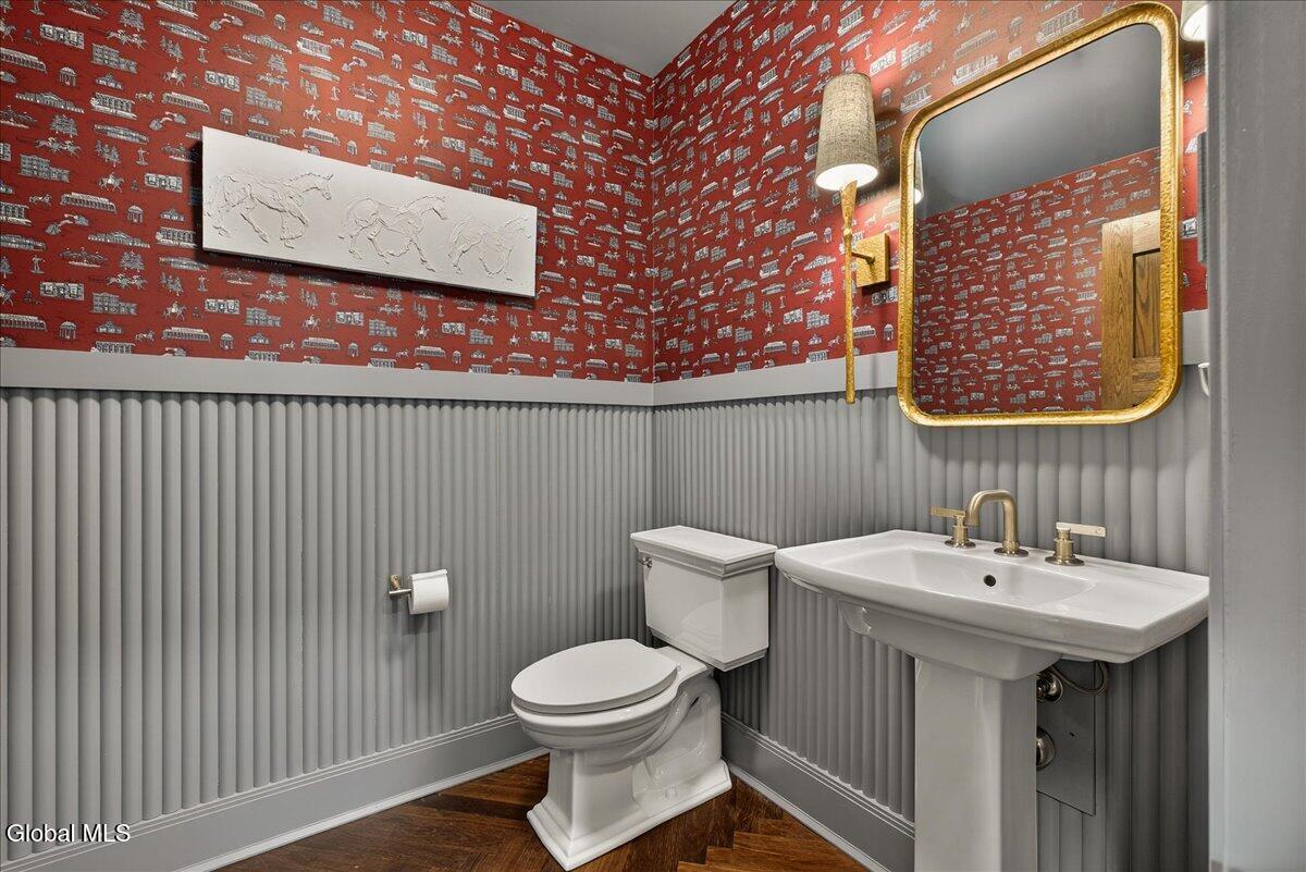 122 Regent Street Saratoga Springs NY 12866