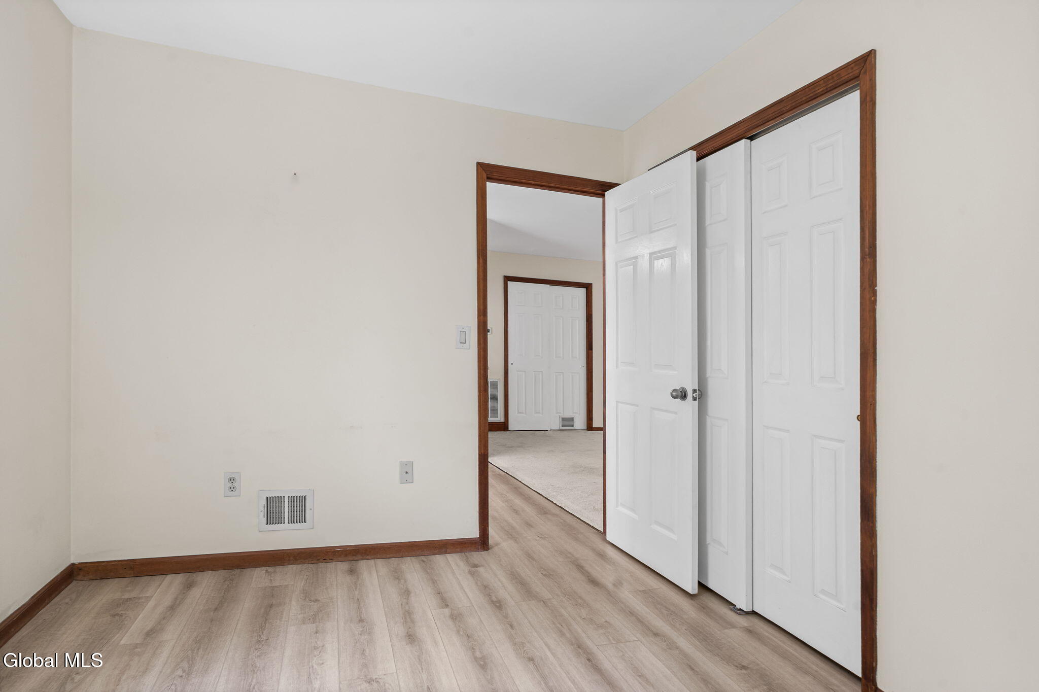 125 Cedarview Lane Watervliet NY 12189