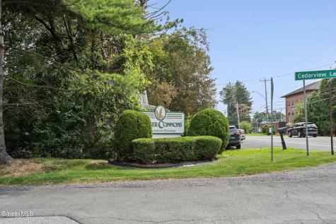 125 Cedarview Lane Watervliet NY 12189