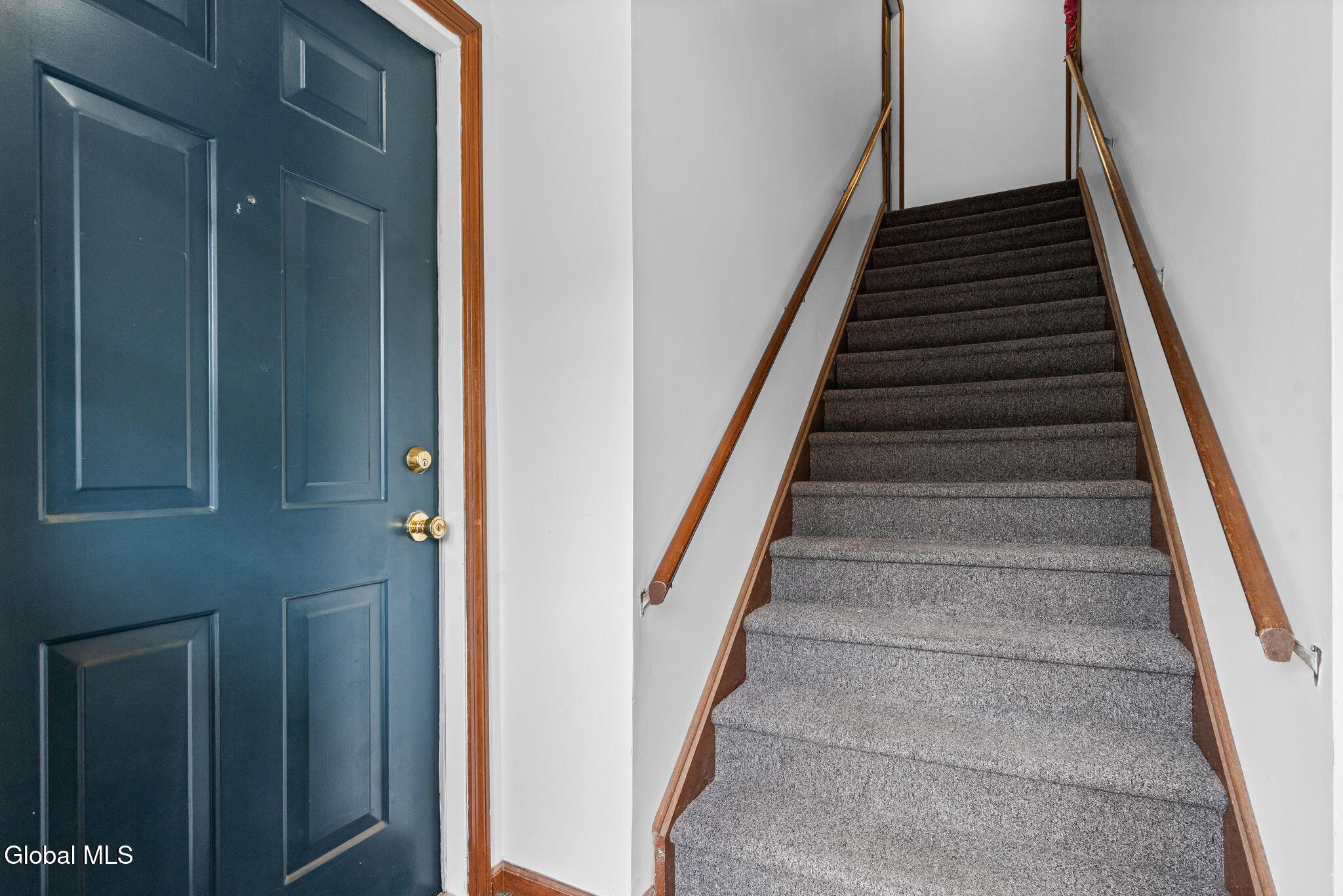 125 Cedarview Lane Watervliet NY 12189