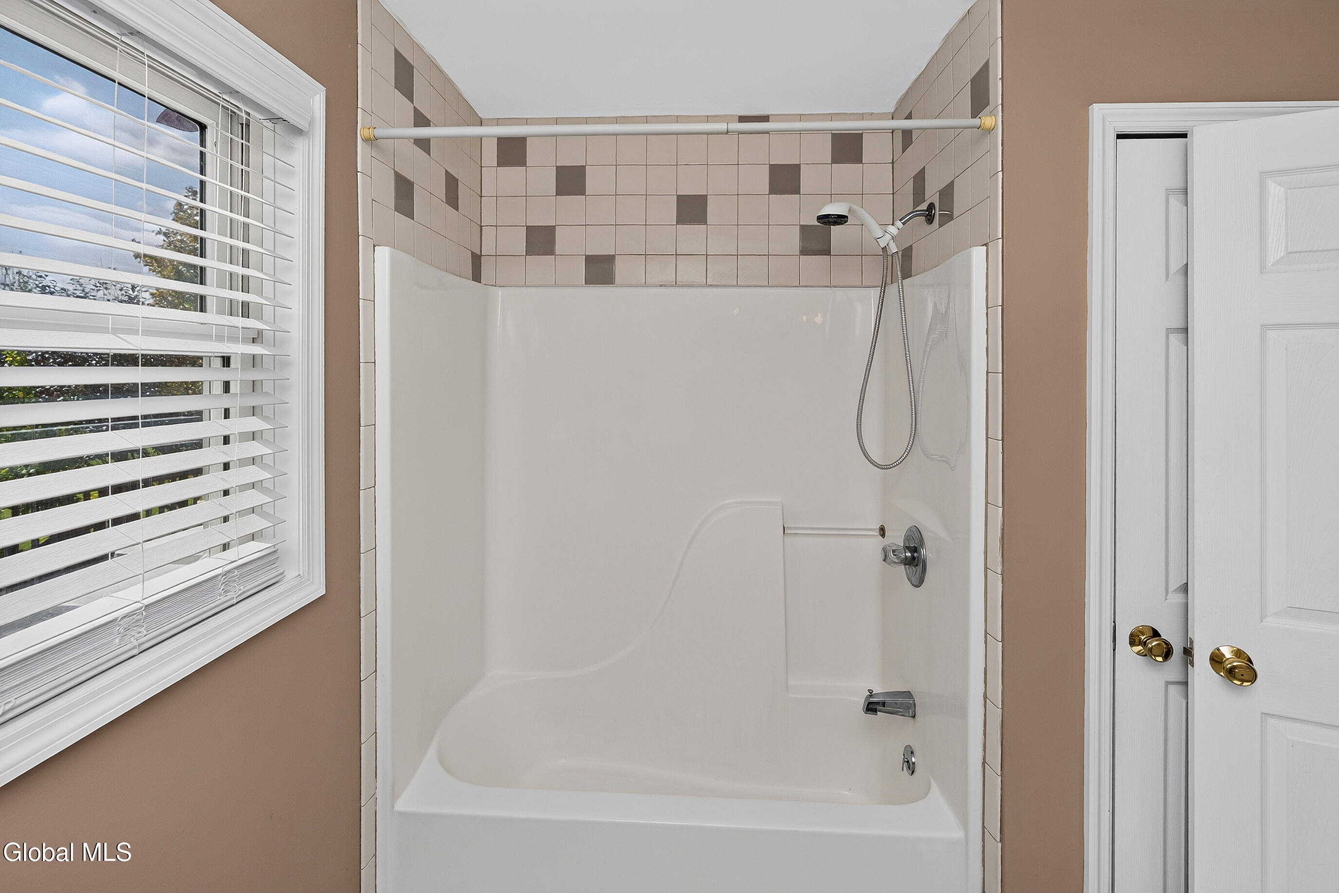 123 Skyview Drive Greenville NY 12083
