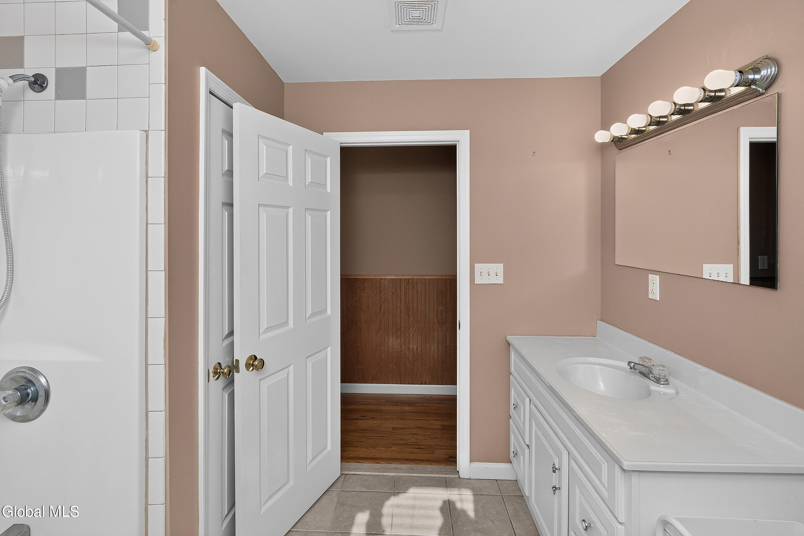 123 Skyview Drive Greenville NY 12083
