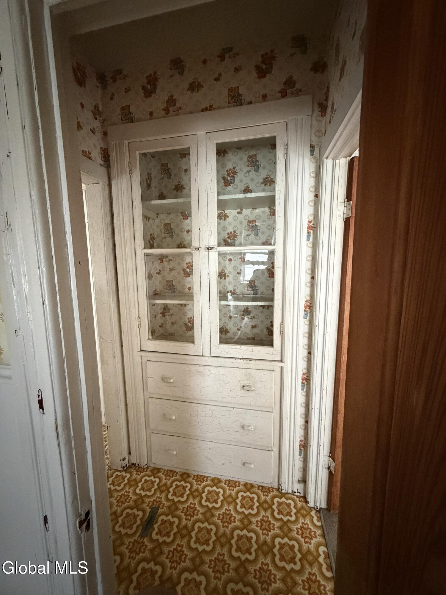 1609 Avenue B Schenectady NY 12308