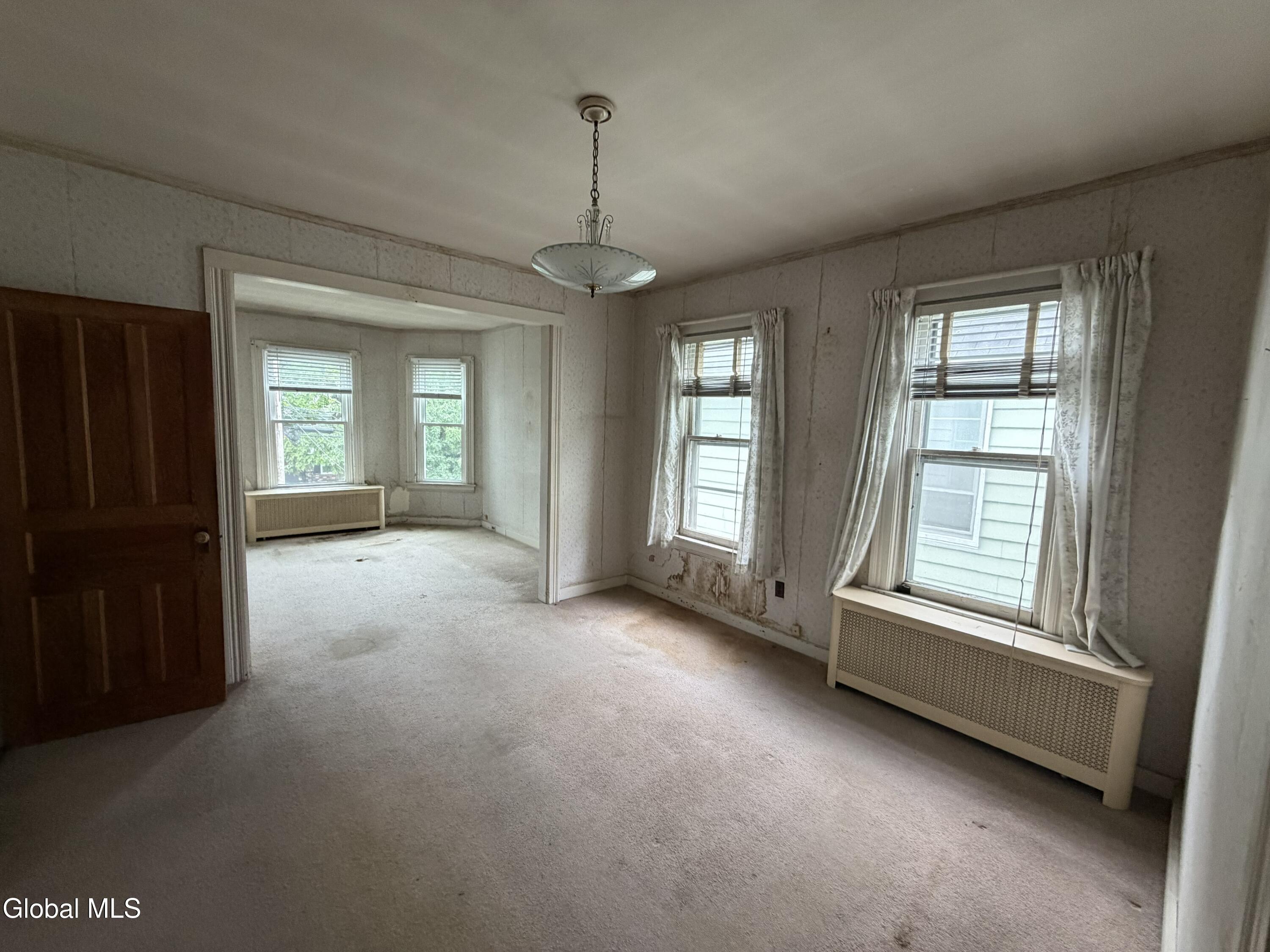 1609 Avenue B Schenectady NY 12308