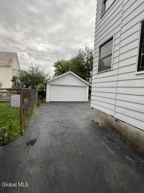 1609 Avenue B Schenectady NY 12308