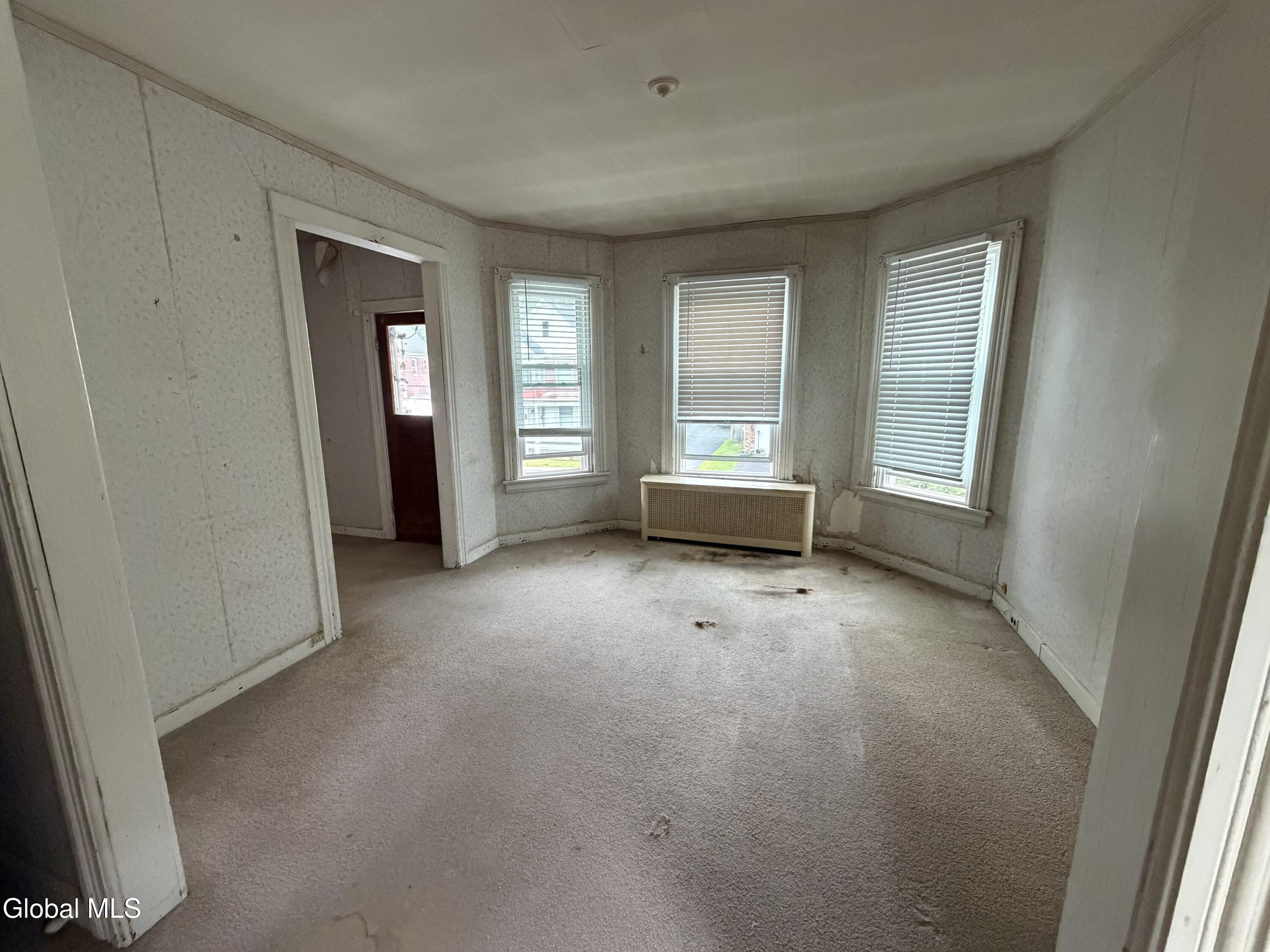 1609 Avenue B Schenectady NY 12308