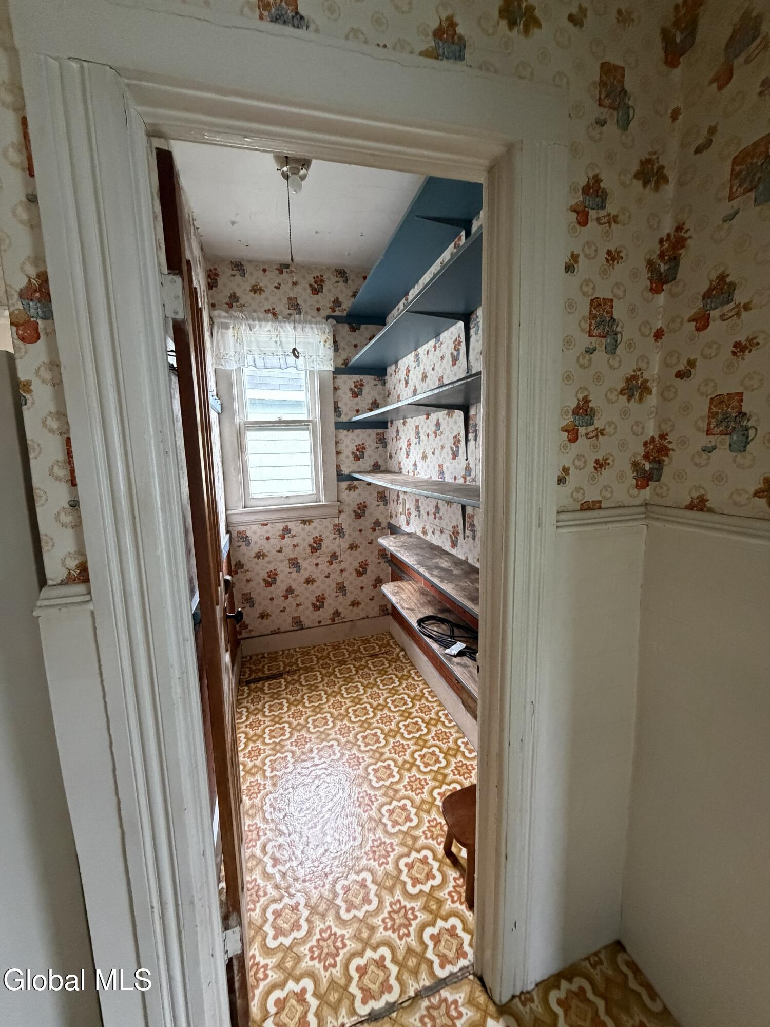 1609 Avenue B Schenectady NY 12308