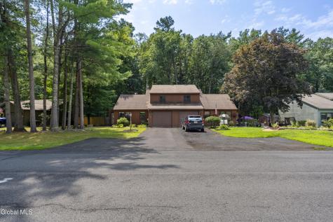 65 Pepperbush Place Malta NY 12020