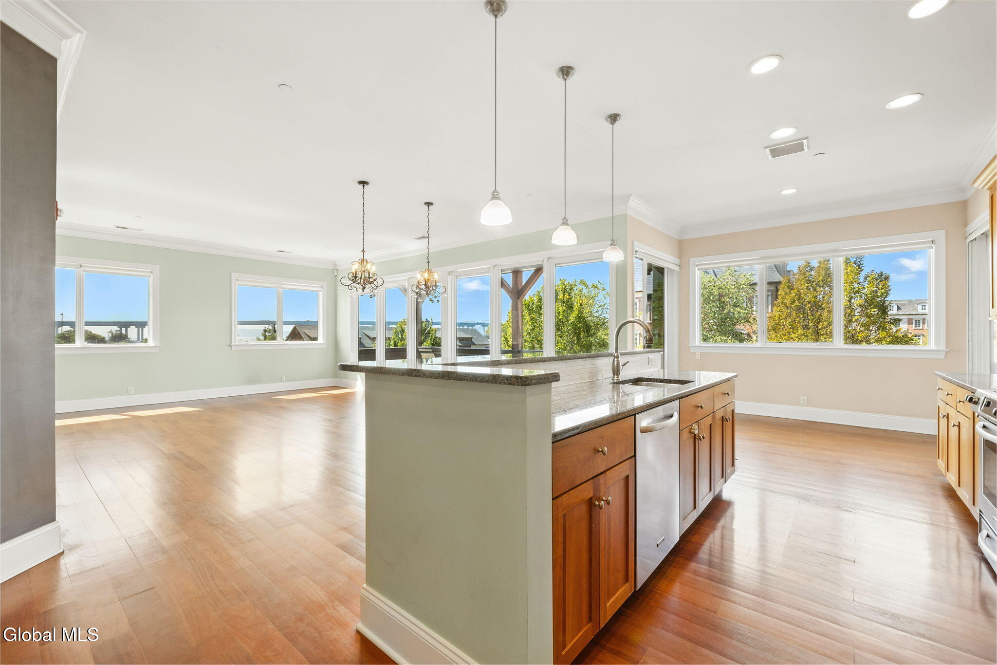 127 W Main Street Tarrytown NY 10591