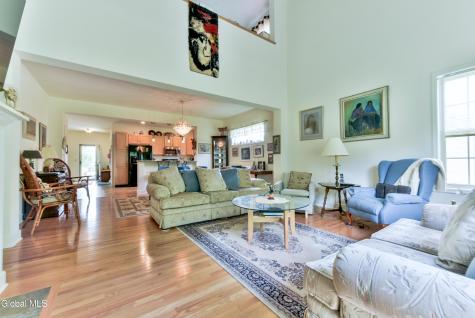 18 Meldon Circle Queensbury NY 12804