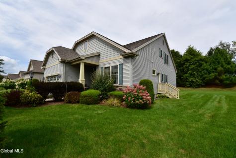 18 Meldon Circle Queensbury NY 12804