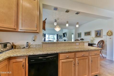 18 Meldon Circle Queensbury NY 12804