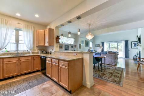 18 Meldon Circle Queensbury NY 12804