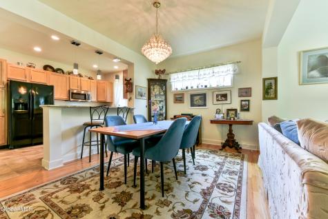 18 Meldon Circle Queensbury NY 12804