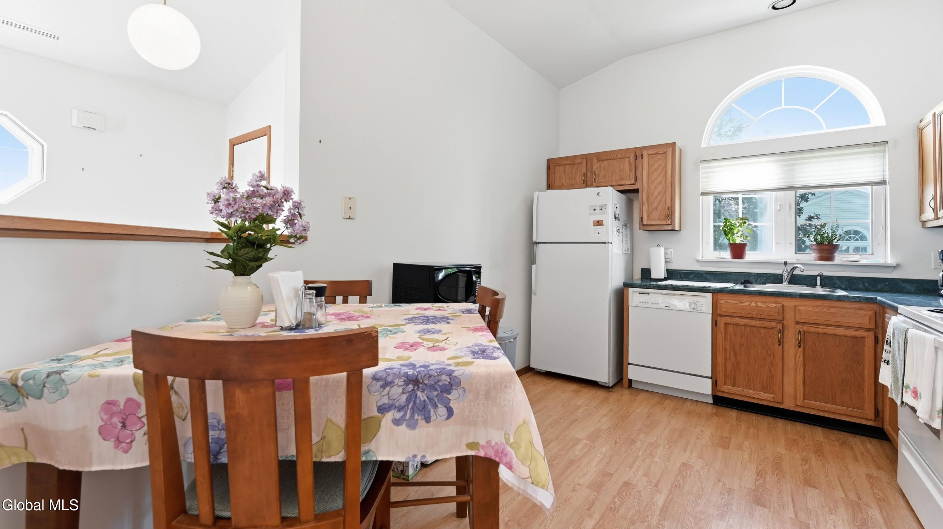 824 Ridge Circle Troy NY 12182