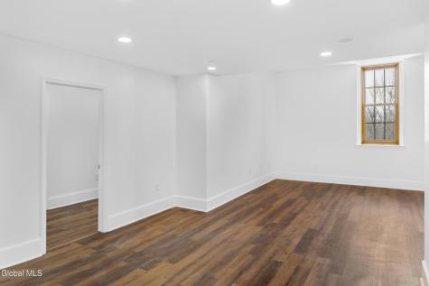 137 Front Street Schenectady NY 12305