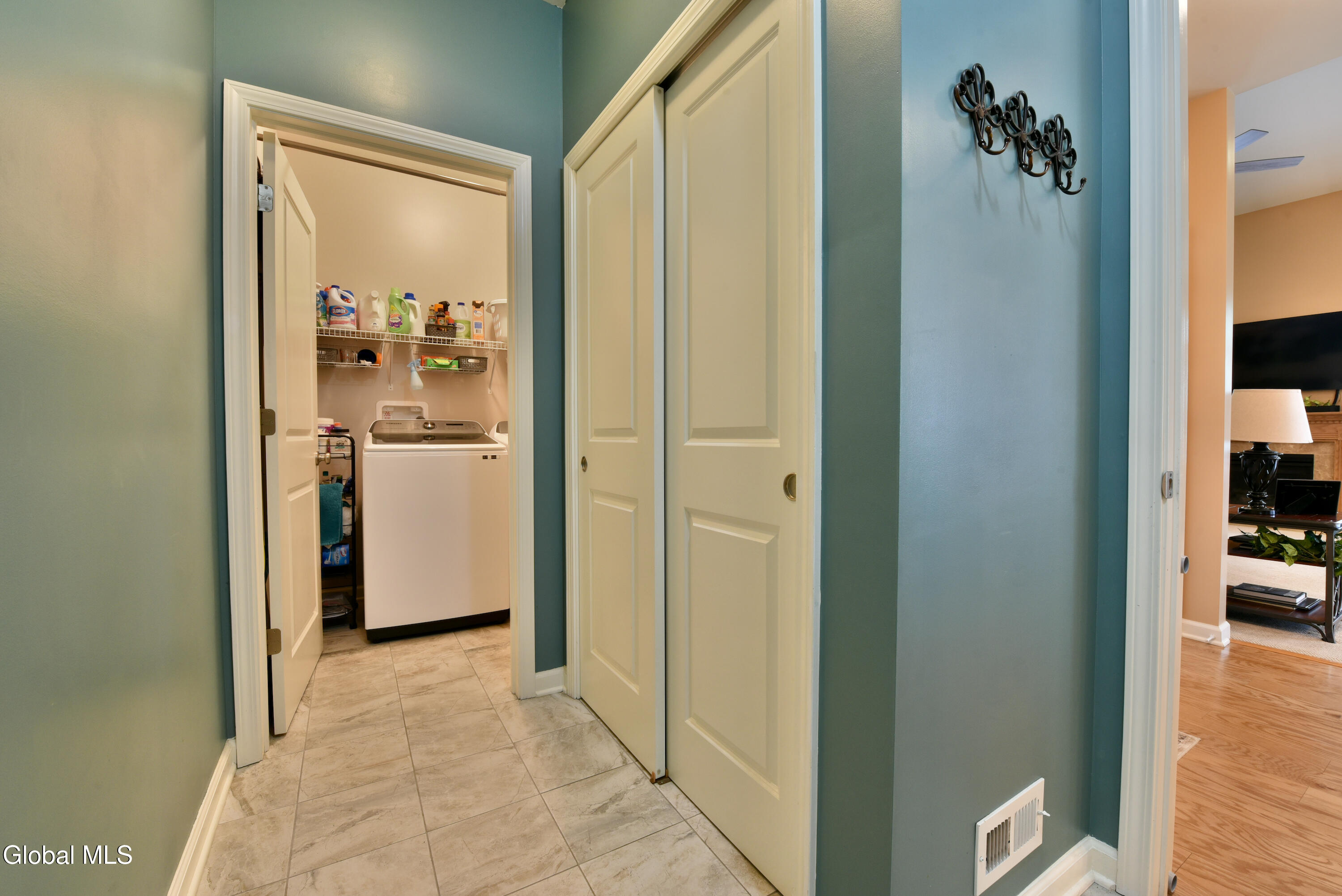 22C Idared Lane Clifton Park NY 12065