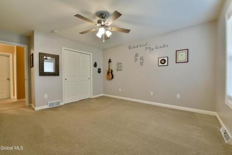 22C Idared Lane Clifton Park NY 12065