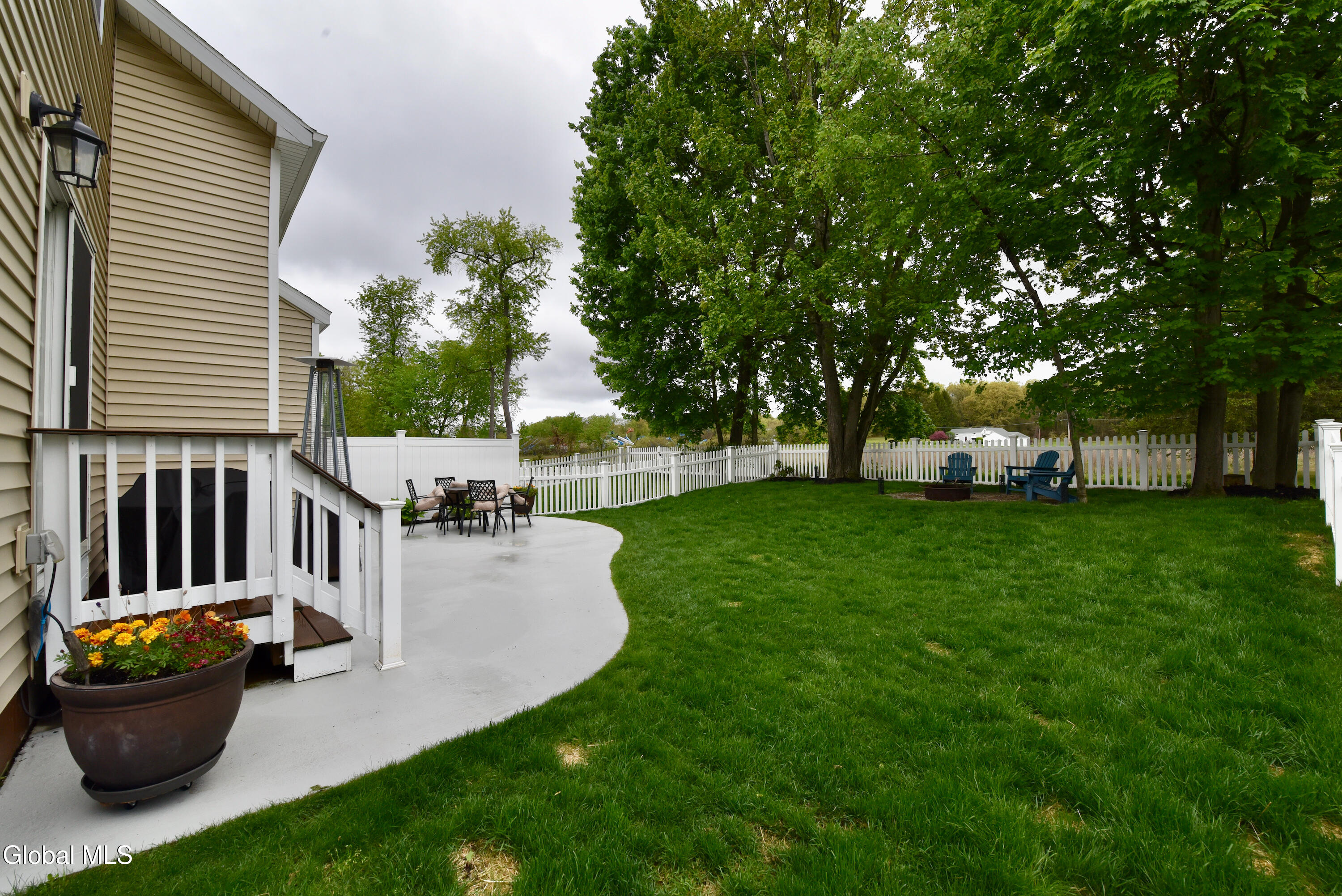 22C Idared Lane Clifton Park NY 12065