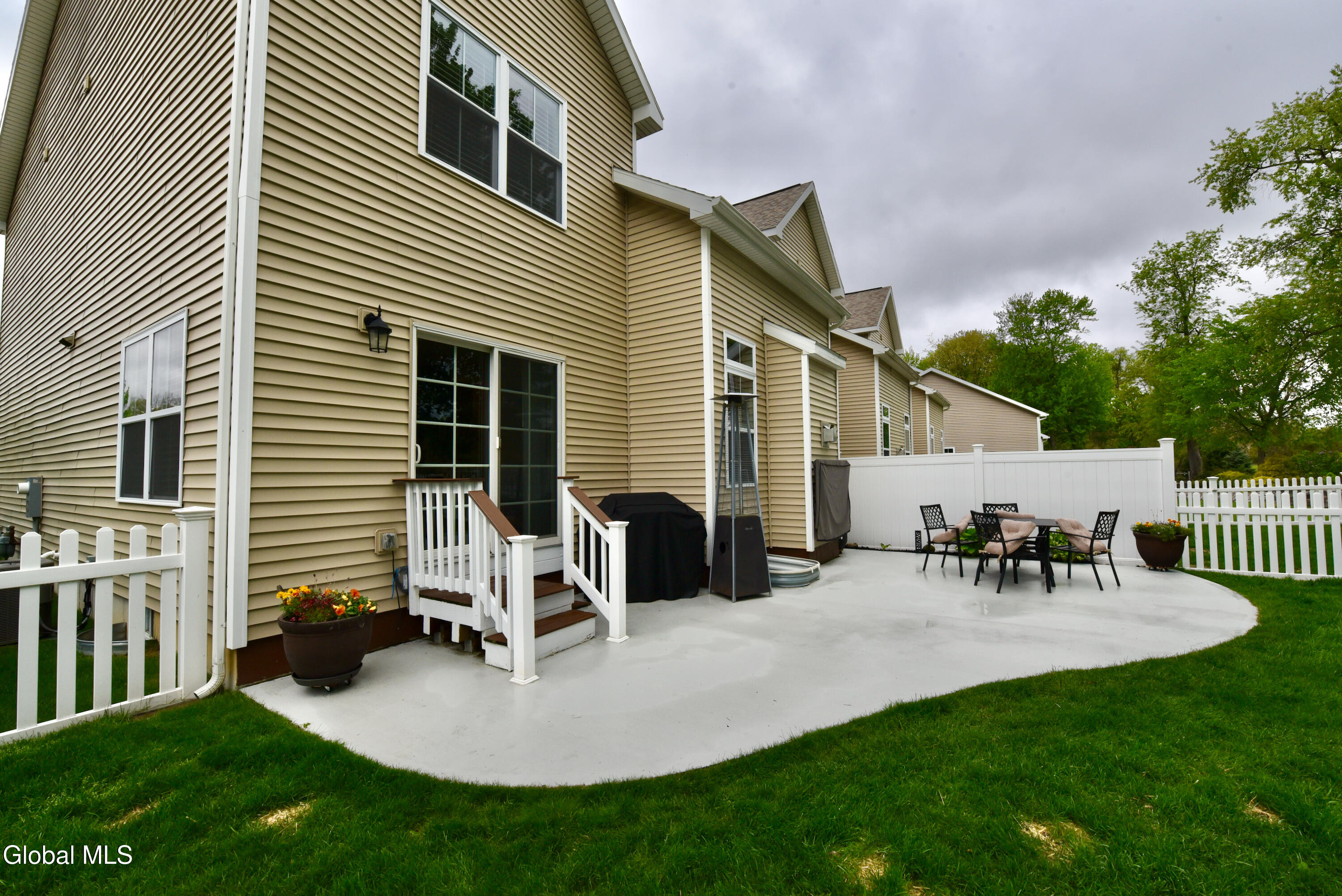 22C Idared Lane Clifton Park NY 12065