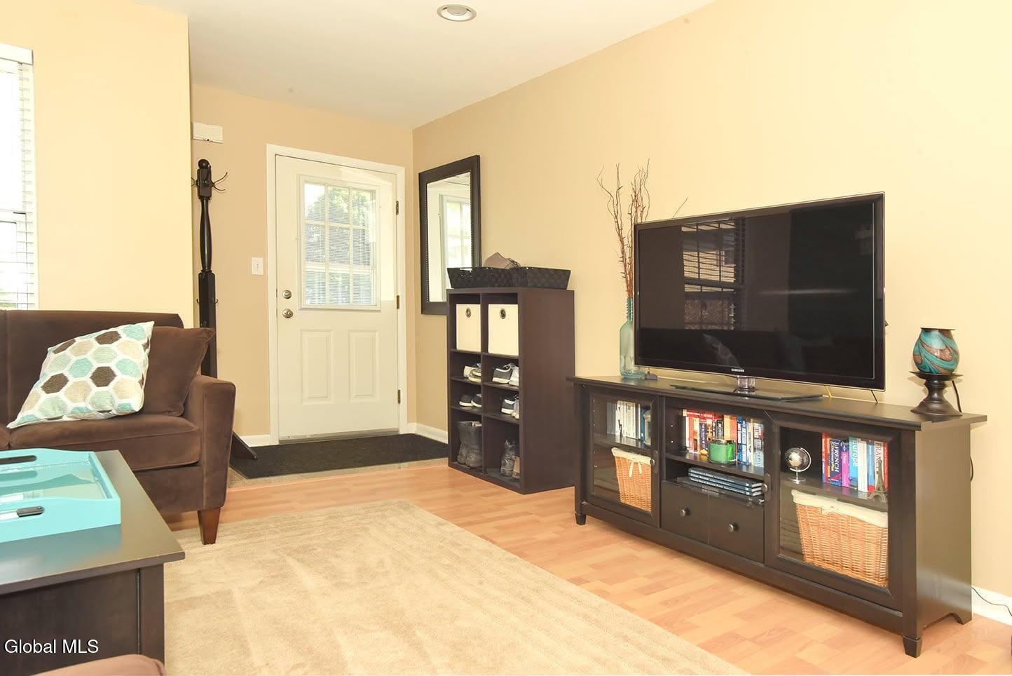 25B Pine Lane Albany NY 12203