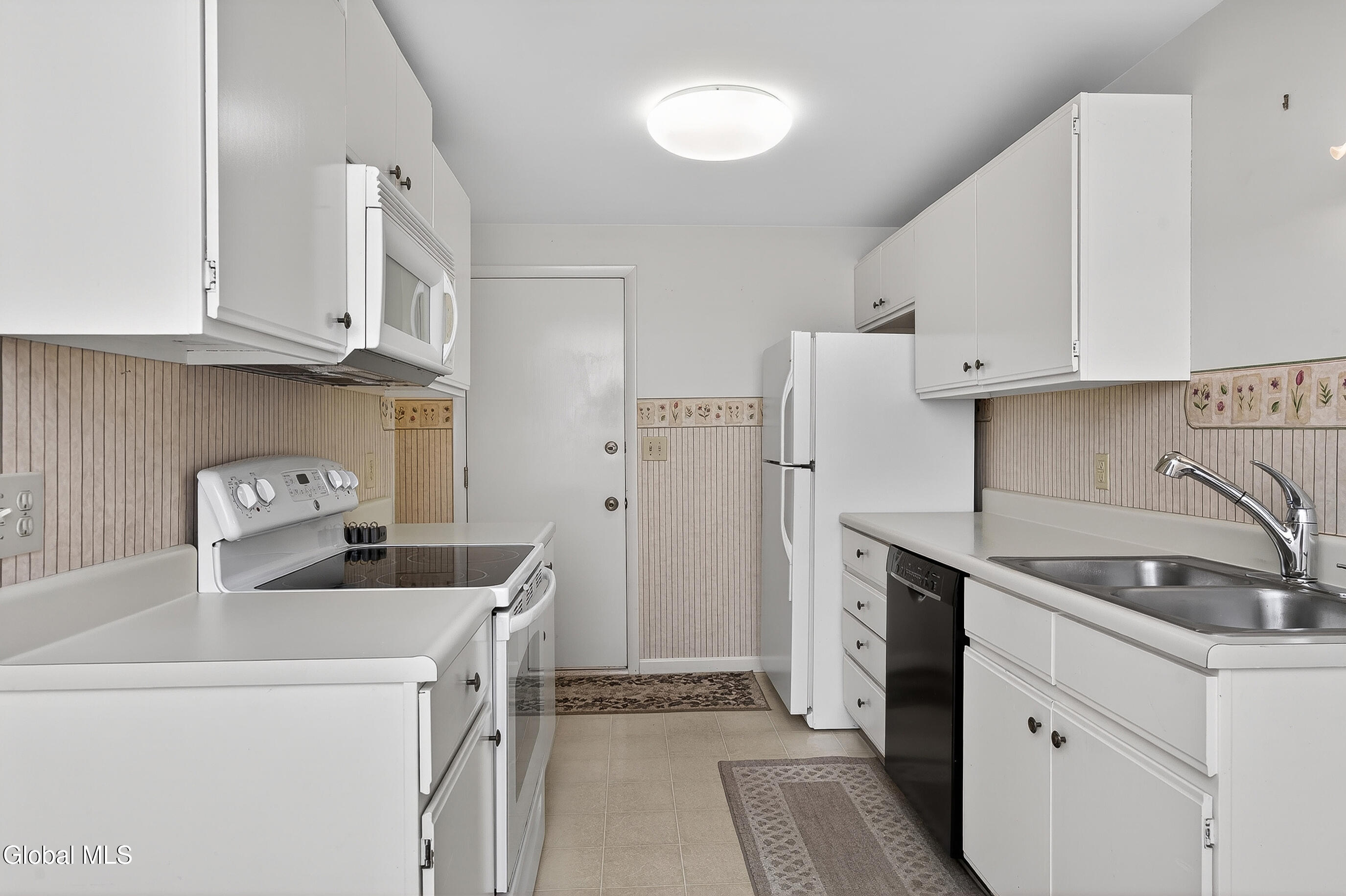 10 Margaret Drive Queensbury NY 12804