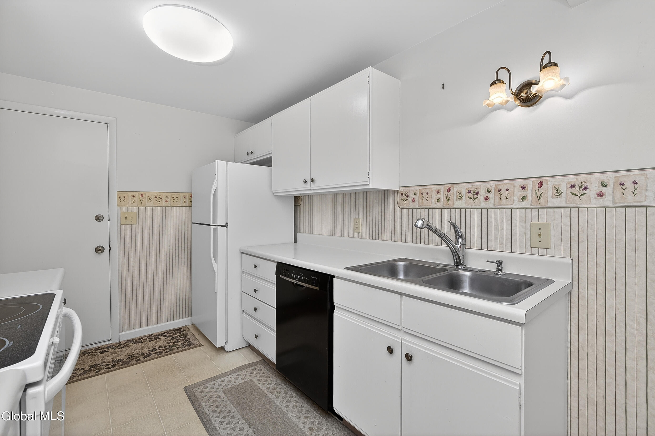 10 Margaret Drive Queensbury NY 12804