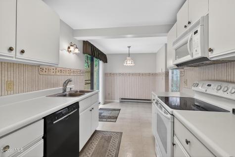 10 Margaret Drive Queensbury NY 12804