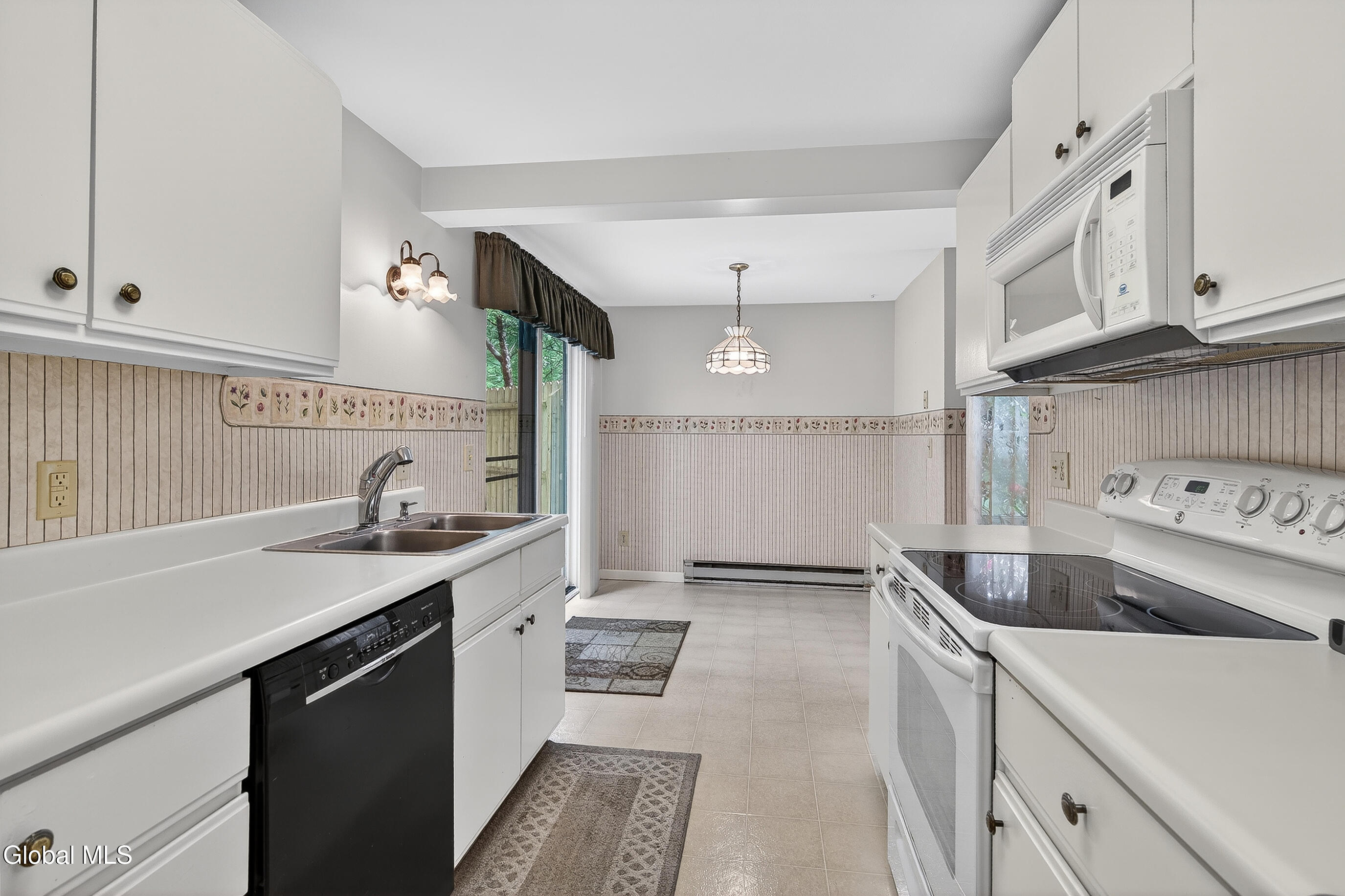 10 Margaret Drive Queensbury NY 12804