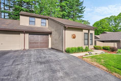 10 Margaret Drive Queensbury NY 12804