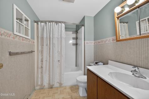 10 Margaret Drive Queensbury NY 12804