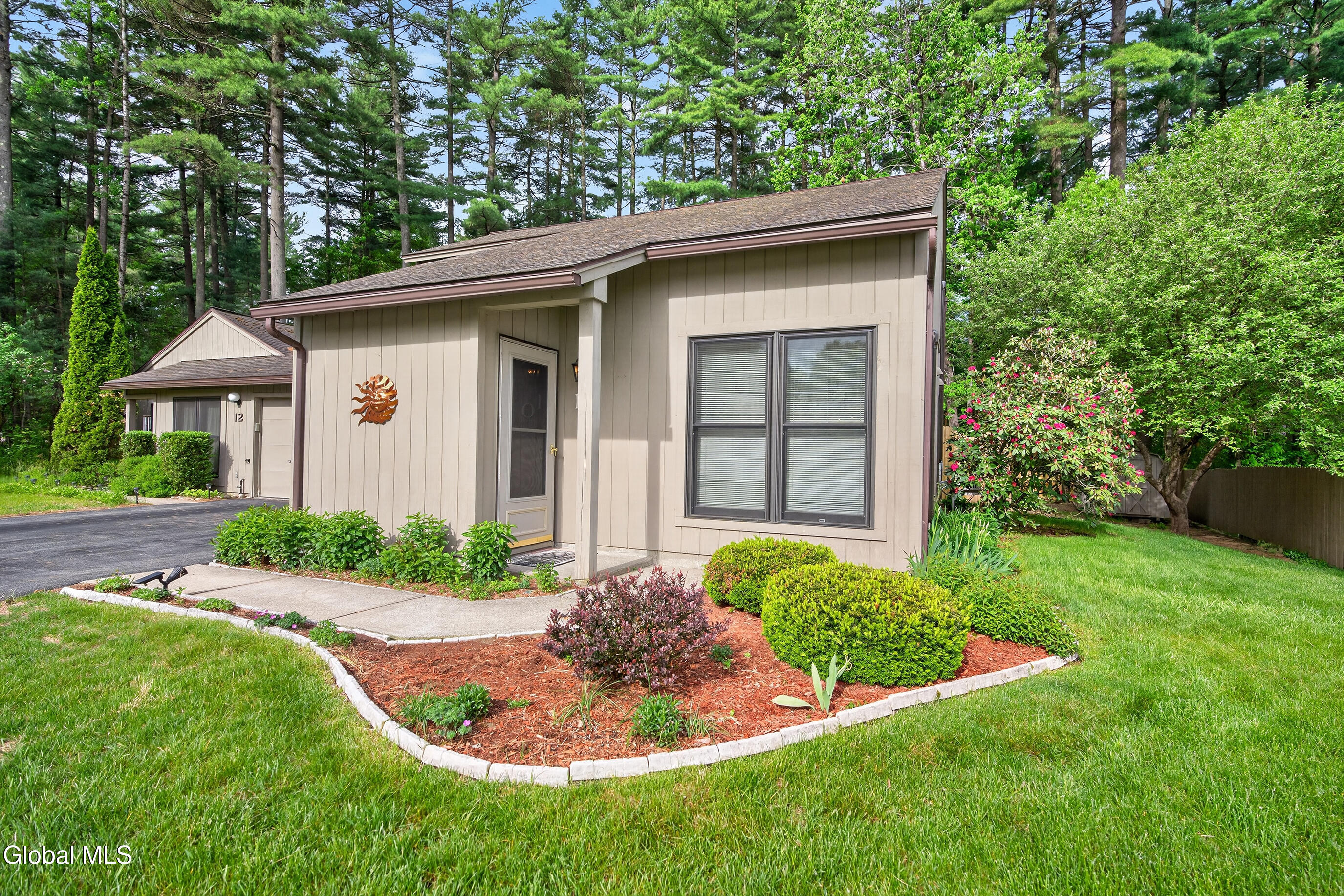 10 Margaret Drive Queensbury NY 12804