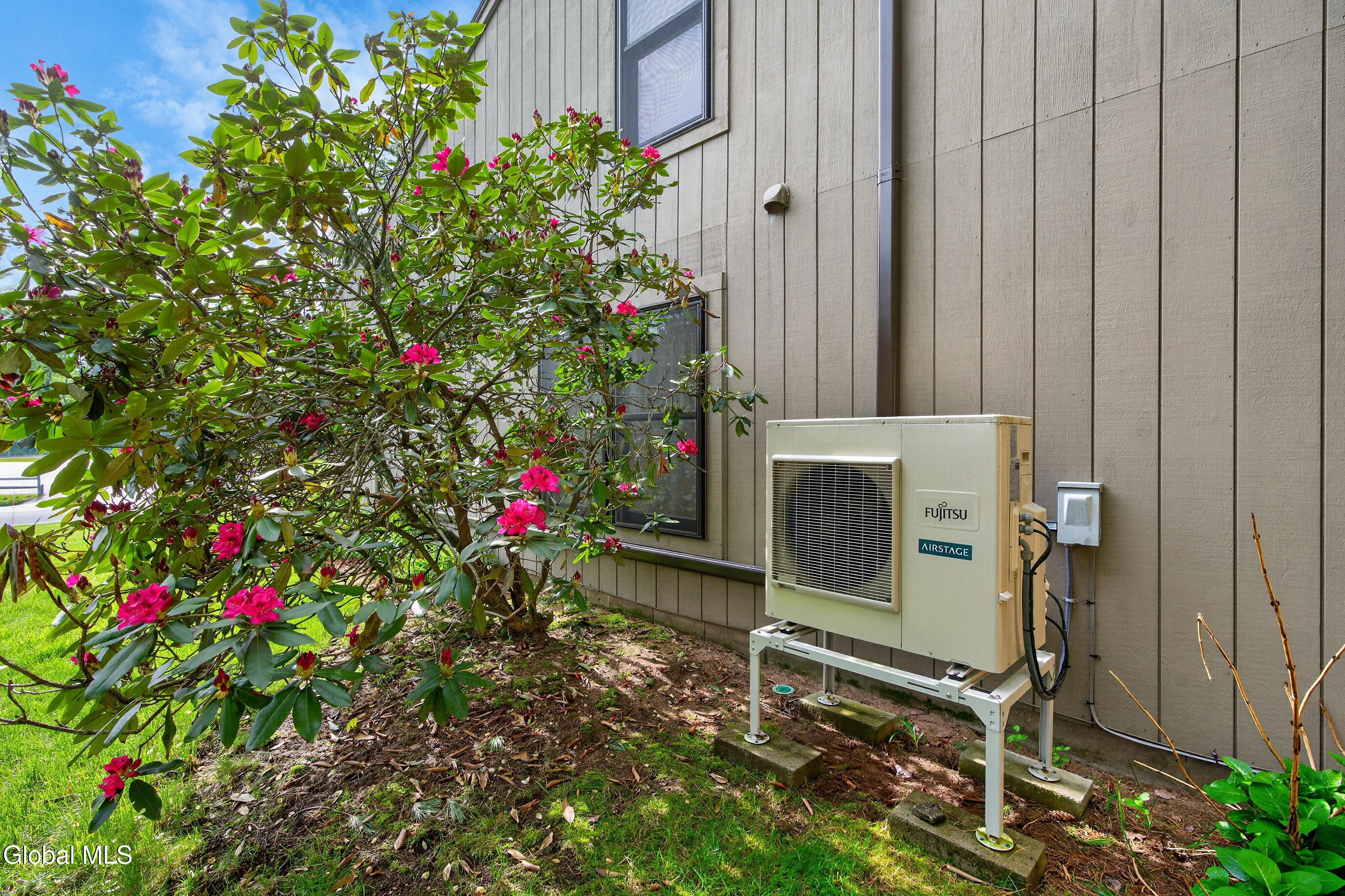 10 Margaret Drive Queensbury NY 12804