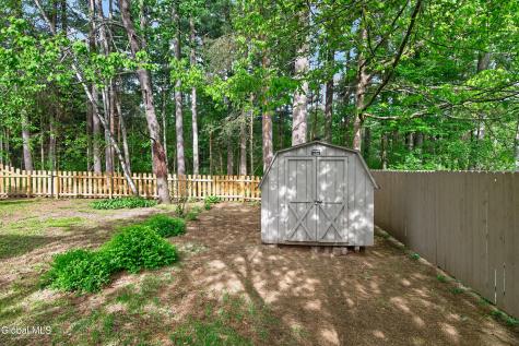 10 Margaret Drive Queensbury NY 12804
