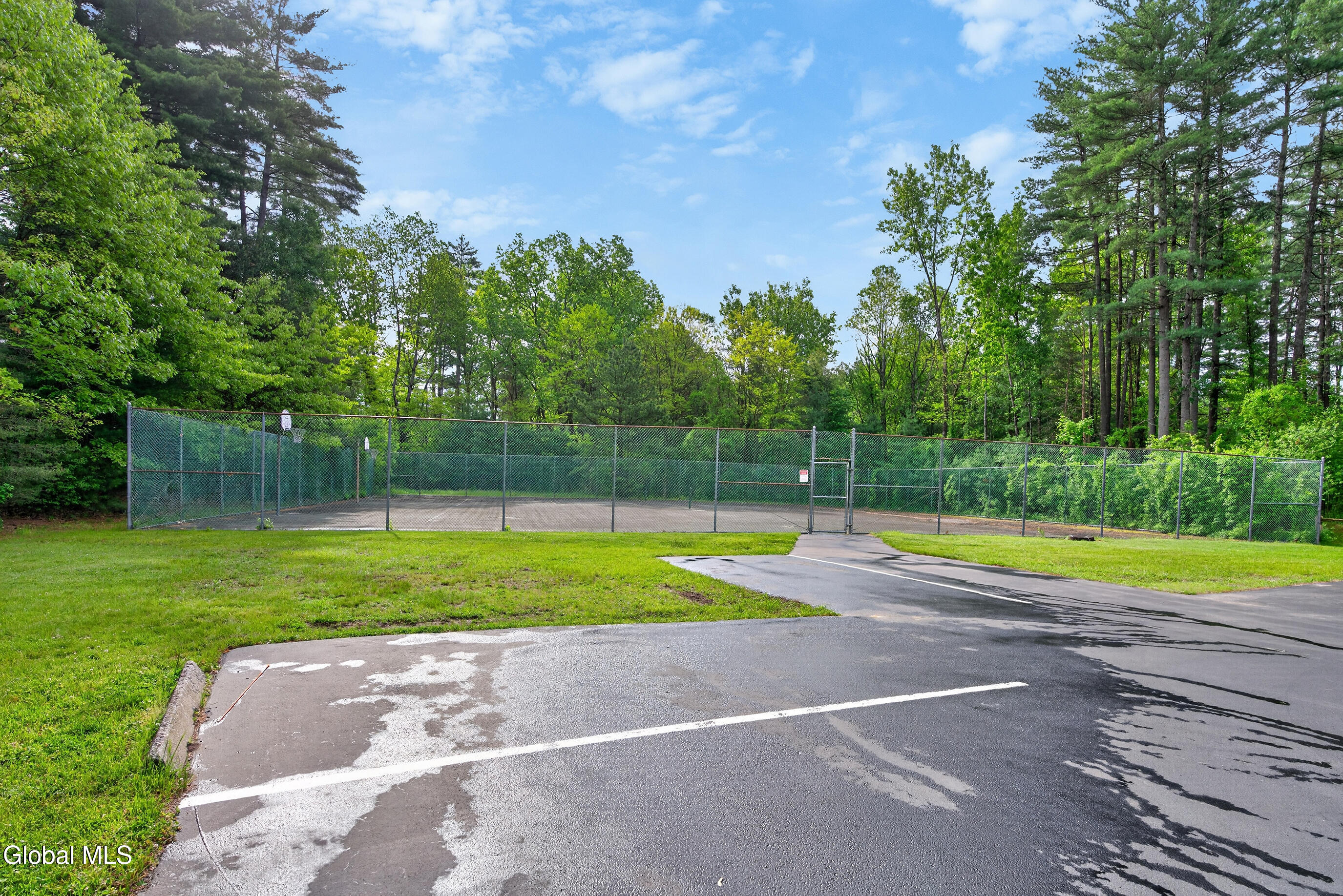 10 Margaret Drive Queensbury NY 12804