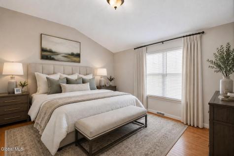 8 Dalton Court Delmar NY 12054