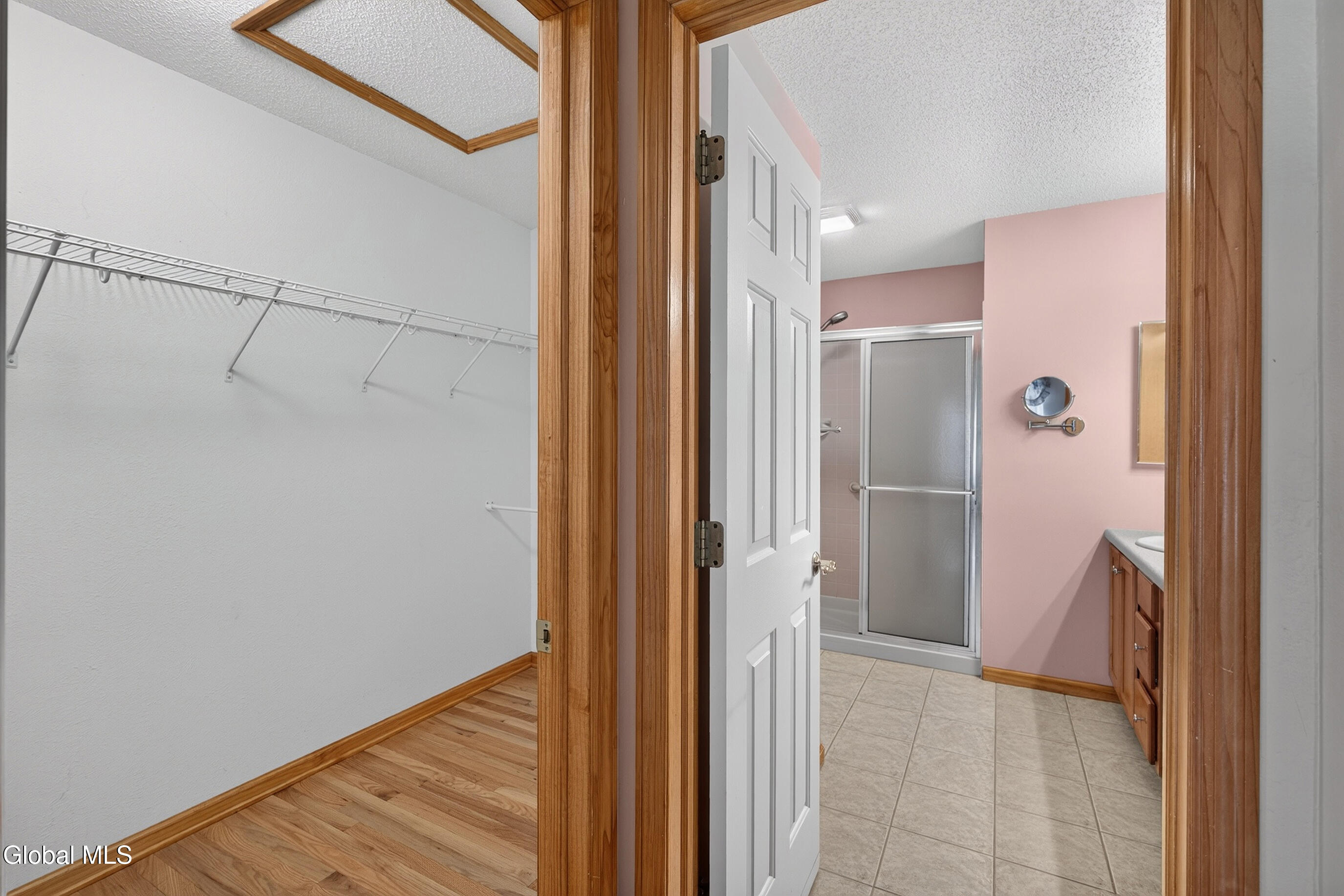 8 Dalton Court Delmar NY 12054