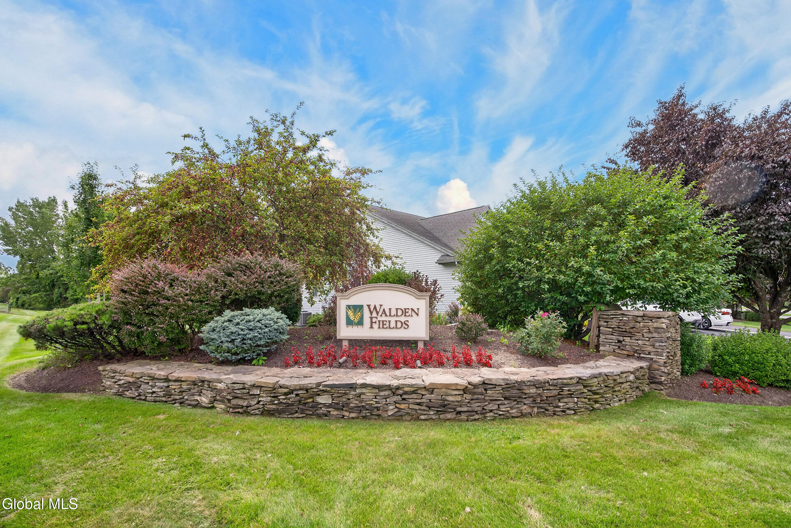 8 Dalton Court Delmar NY 12054