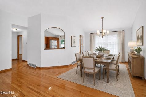 8 Dalton Court Delmar NY 12054