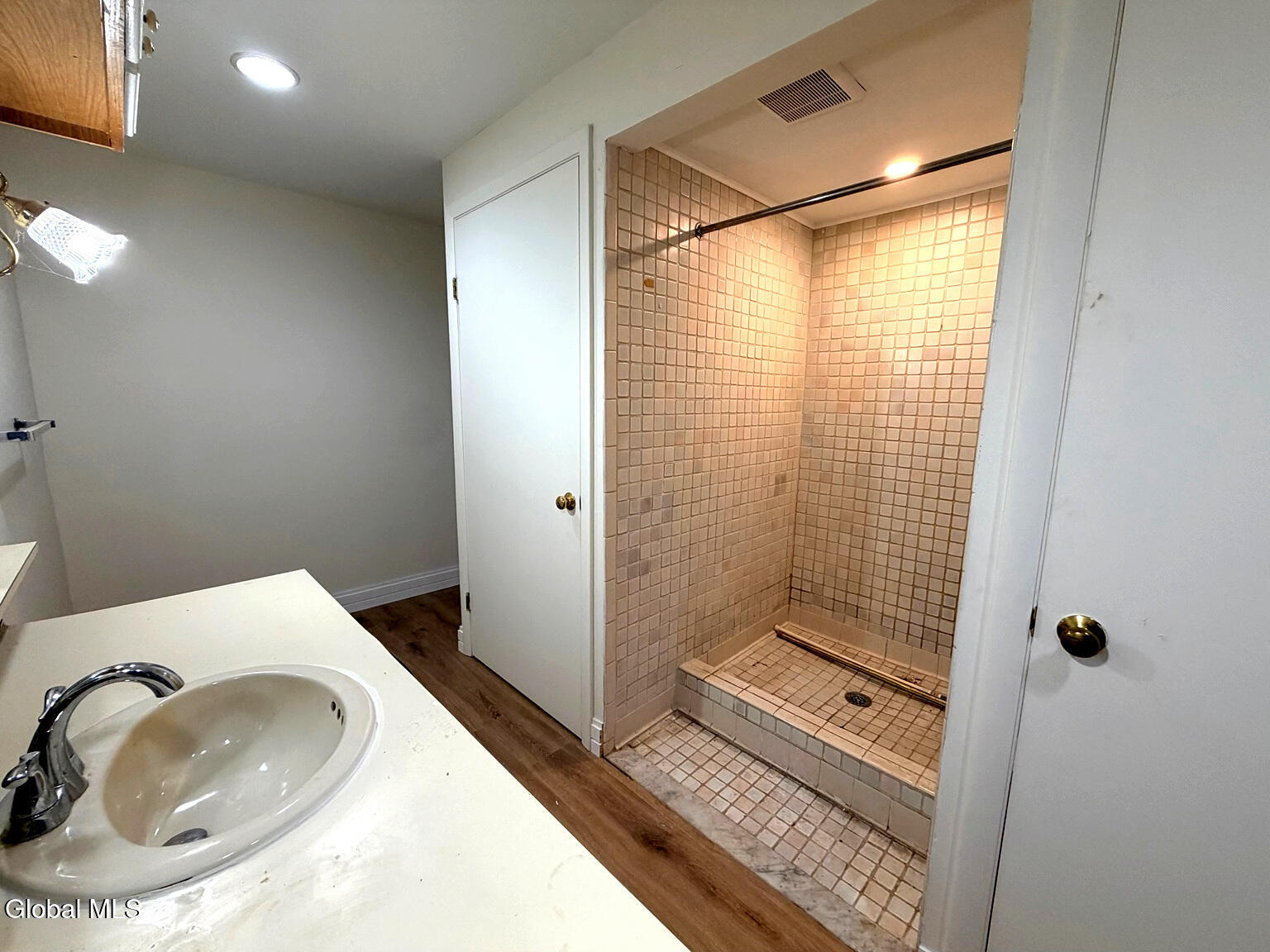270 Hudson Avenue Albany NY 12210