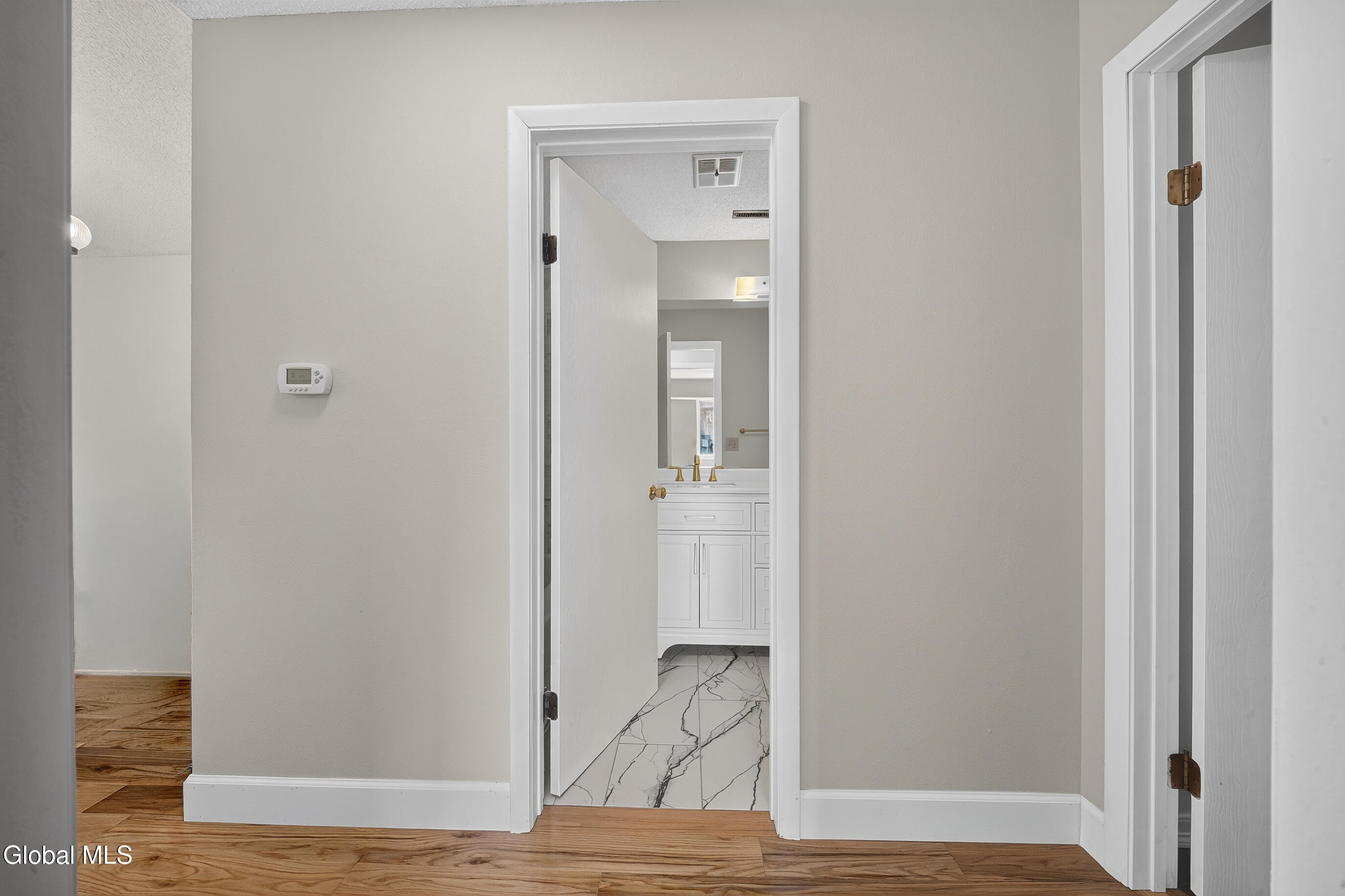 204 Victory Way Halfmoon NY 12065