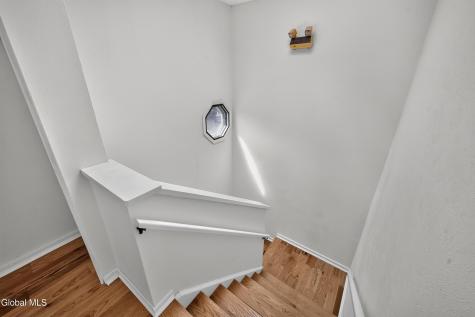 204 Victory Way Halfmoon NY 12065