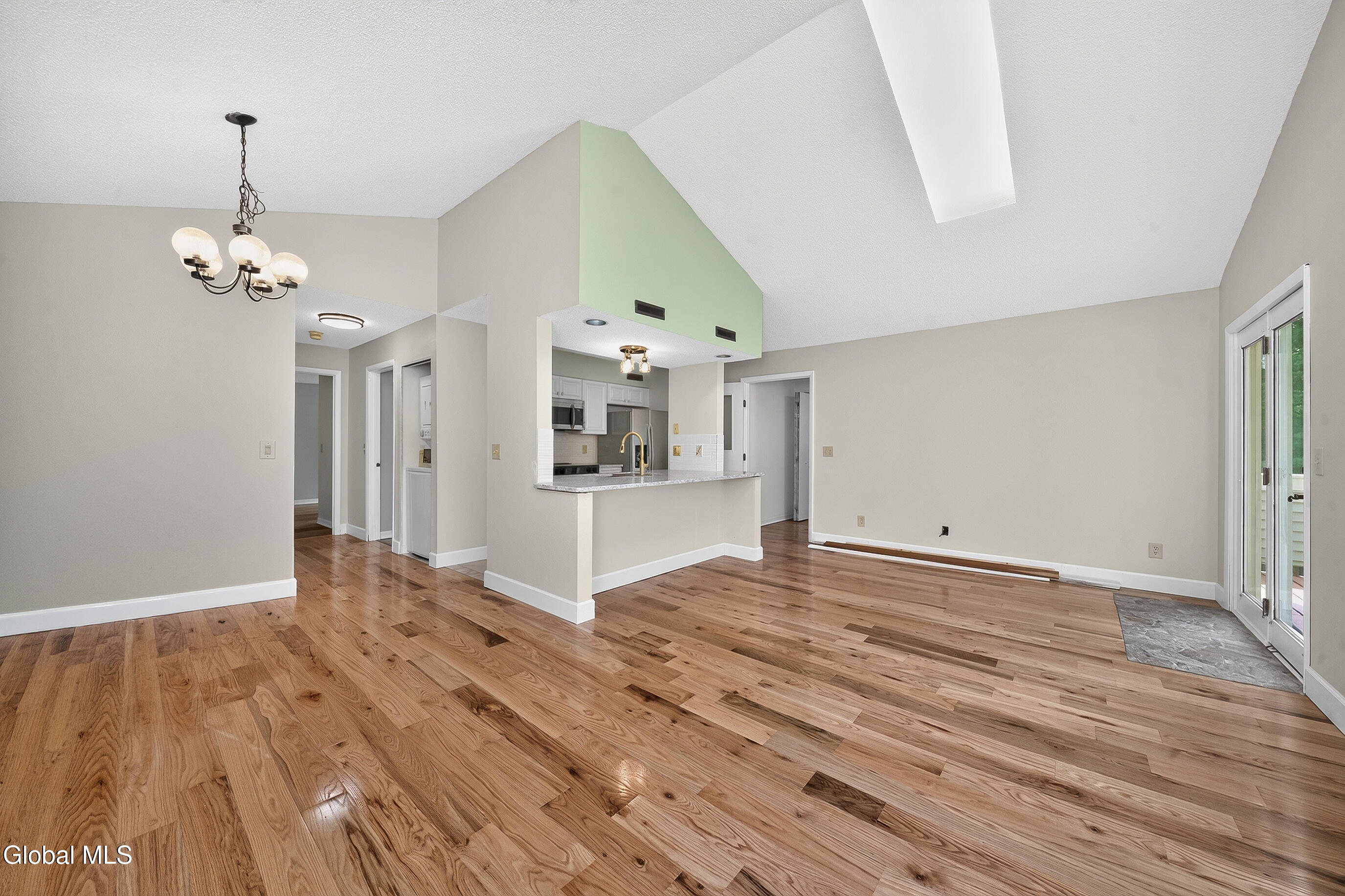 204 Victory Way Halfmoon NY 12065