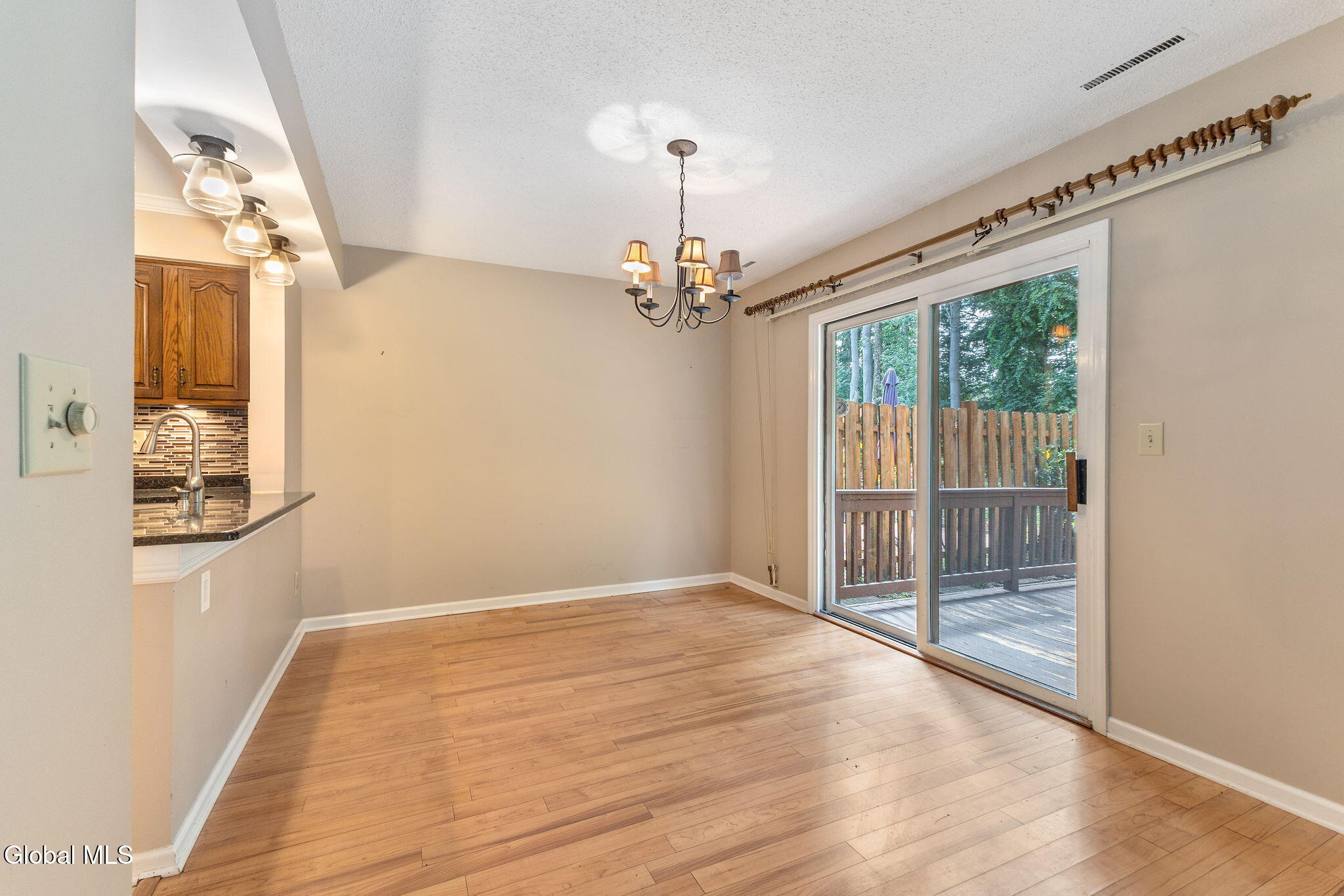 4022 Georgetown Square Schenectady NY 12303