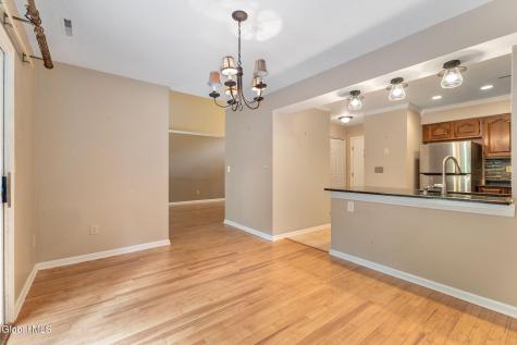 4022 Georgetown Square Schenectady NY 12303